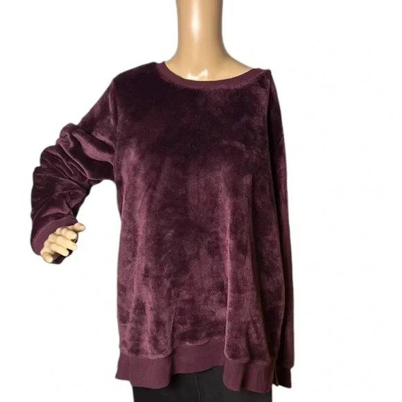 Gaiam burgundy oversized sweater,women,lux faux fur pullover,rib,PTP 24” - Picture 4 of 13